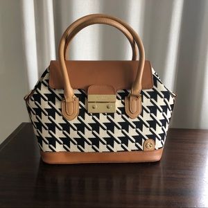 Spartina purse